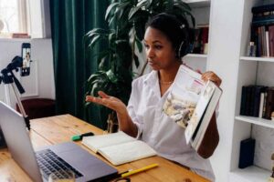 Enthusiastic online teacher in Botswana using Dithutong to teach local courses