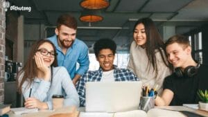 online vs traditional learning collaboration botswana | Dithutong: Online Courses & eLearning in Botswana | eLearning for Botswana Students collaborating around a laptop in a study group